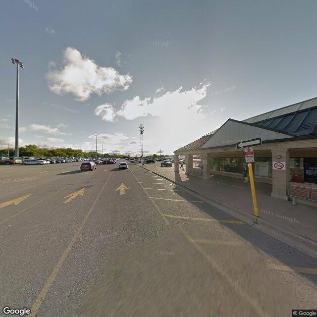 Street view of Burlington, ON