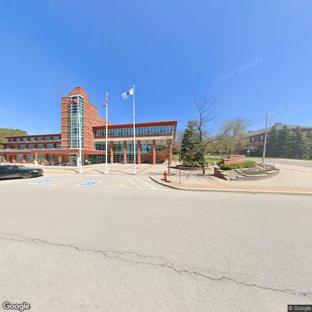 Street view of Aurora, ON