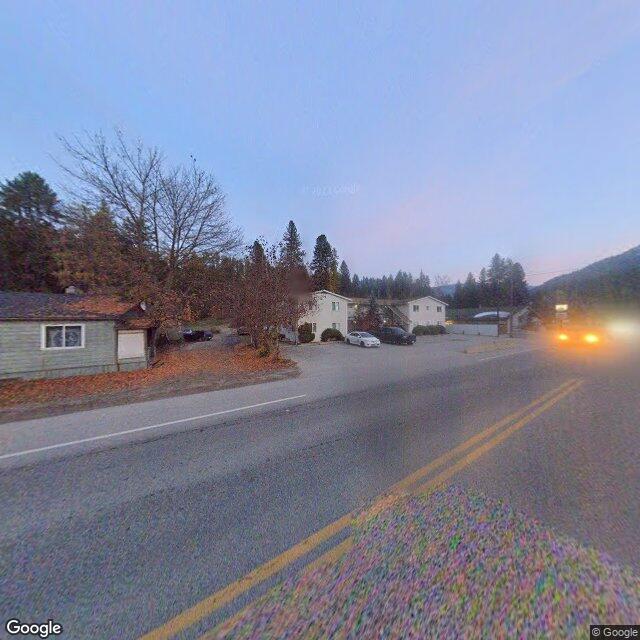 Street view of Crescent Valley, BC